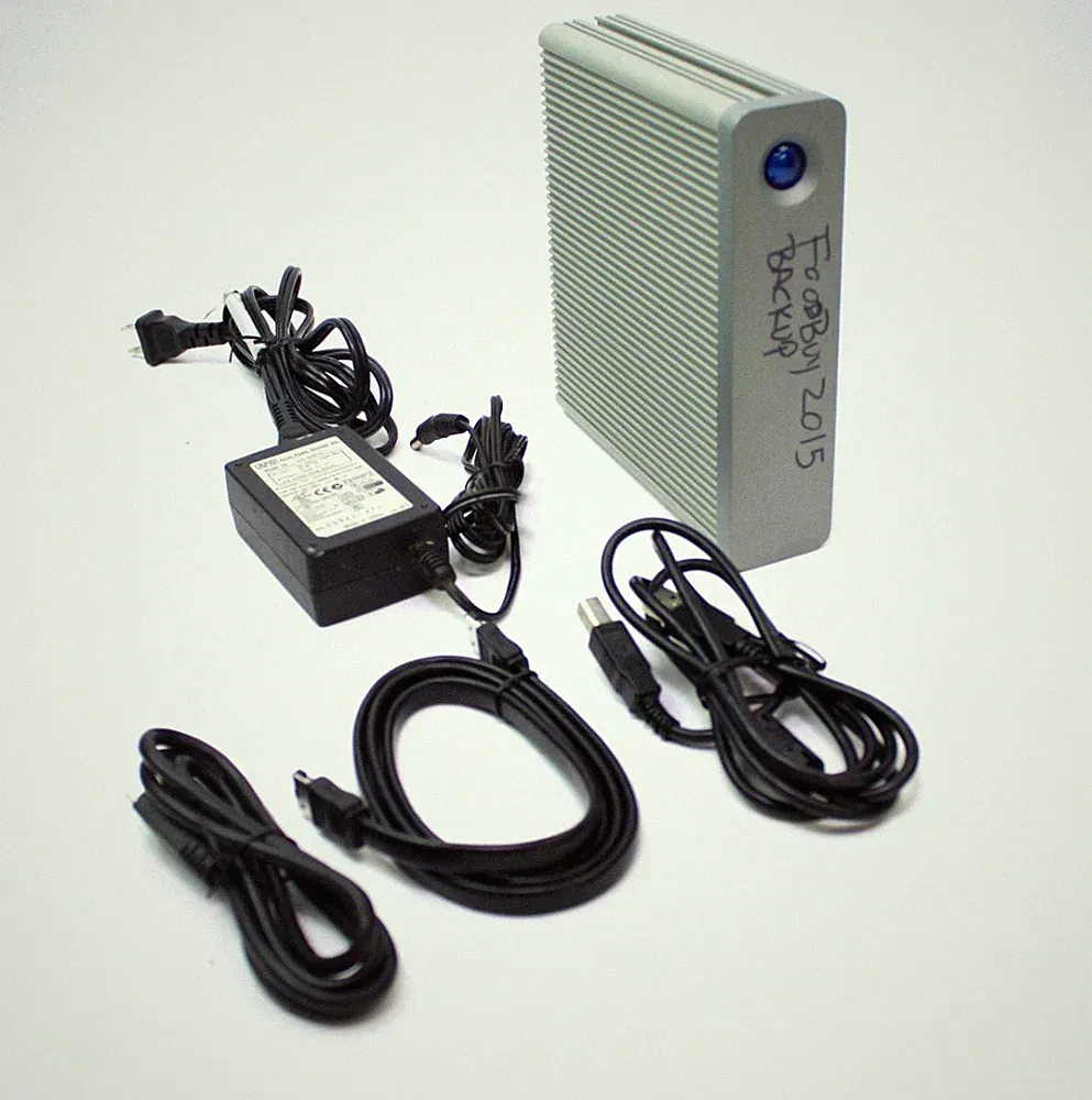 Lacie D2 QUADRA V3C 3TB External Hard Drive E Sata Firewire 800 7200RPM