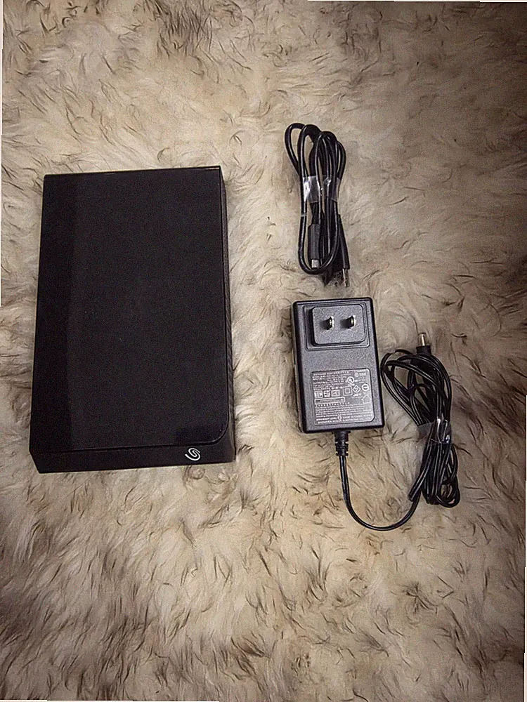 Seagate Backup Plus Hub 8TB USB 3.0 Desktop External Hard Drive