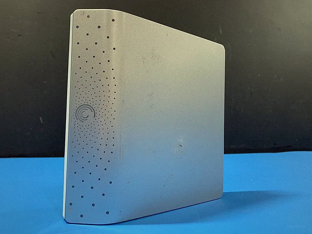 Seagate FreeAgent 1.5TB 7200 External Hard Drive 9ZC2A8-501