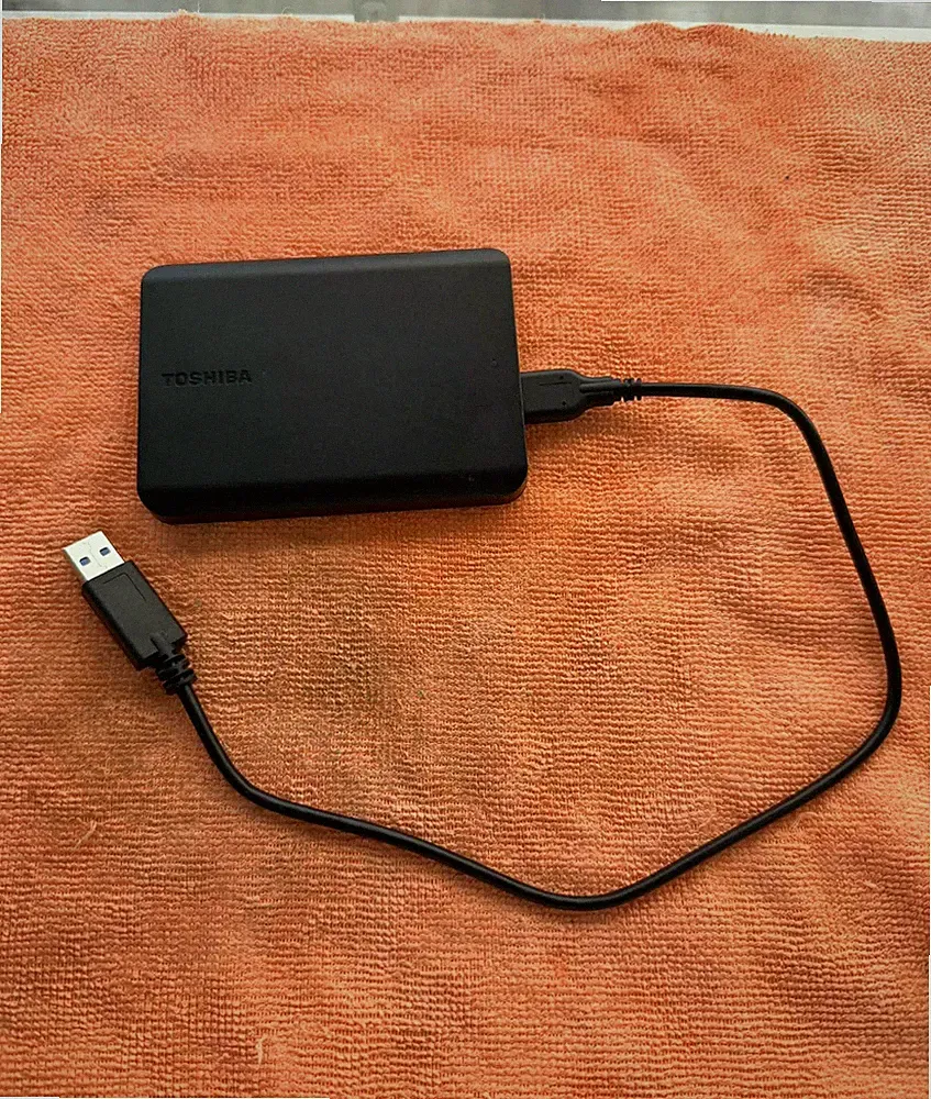 Toshiba Canvio Advance 2TB Portable External Hard Drive USB 3.2 HDTCA20XR3AA