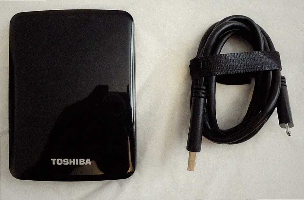 Toshiba Canvio Portable External Hard Drive 2TB v73600-H